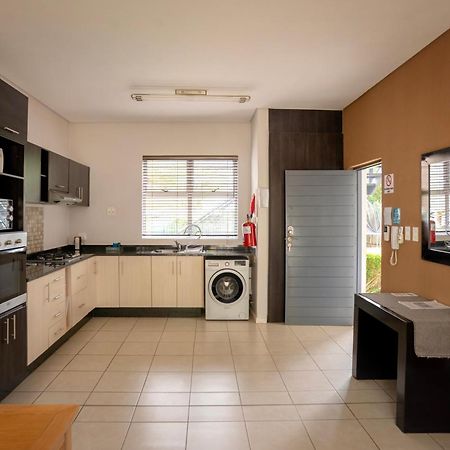 Apartments @ 125 Gaborone Ngoại thất bức ảnh