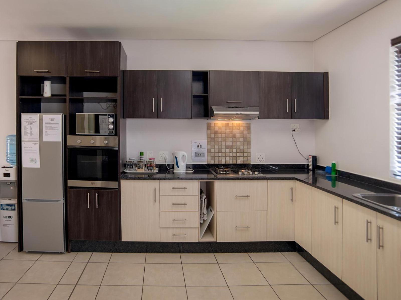 Apartments @ 125 Gaborone Phòng bức ảnh