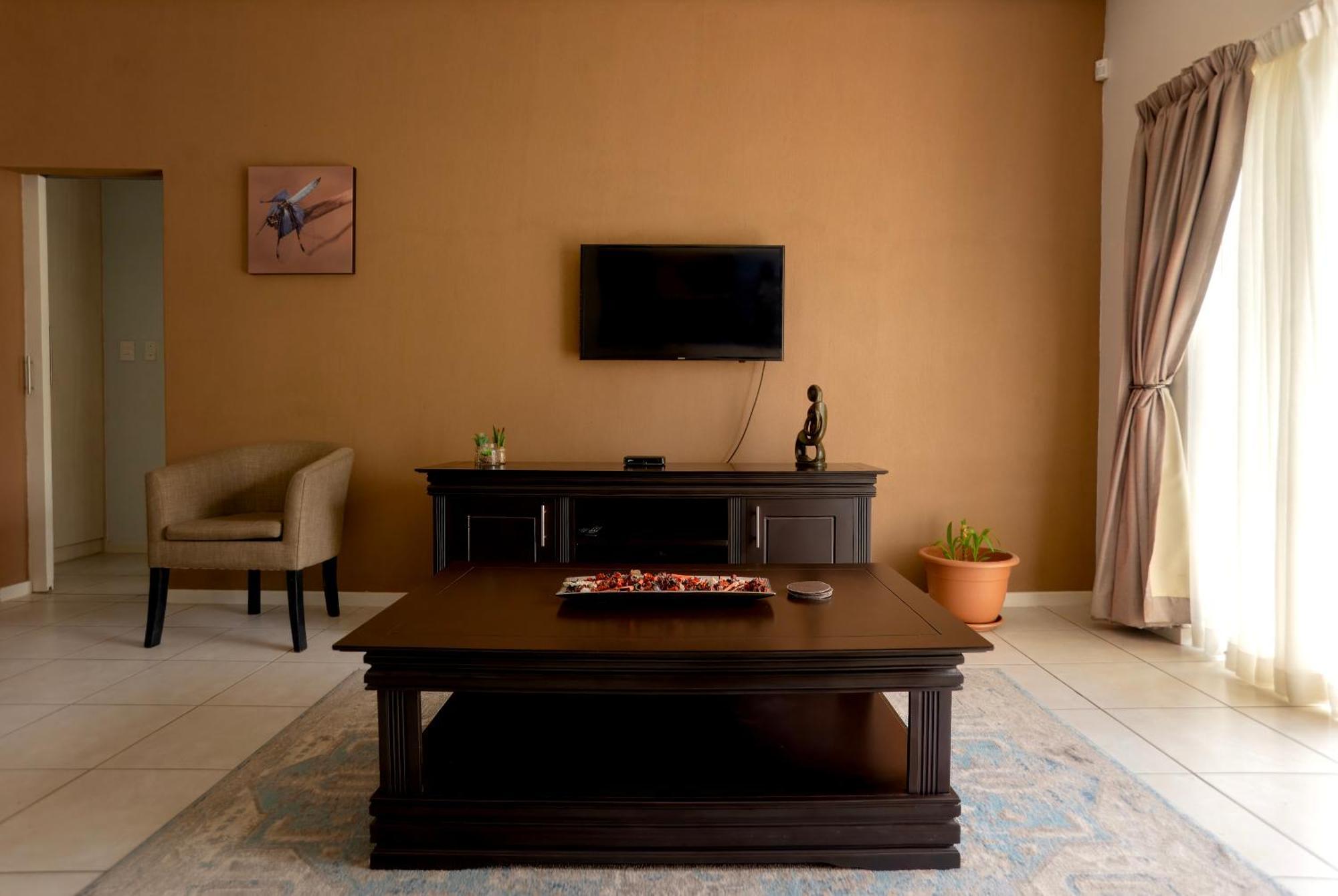 Apartments @ 125 Gaborone Ngoại thất bức ảnh