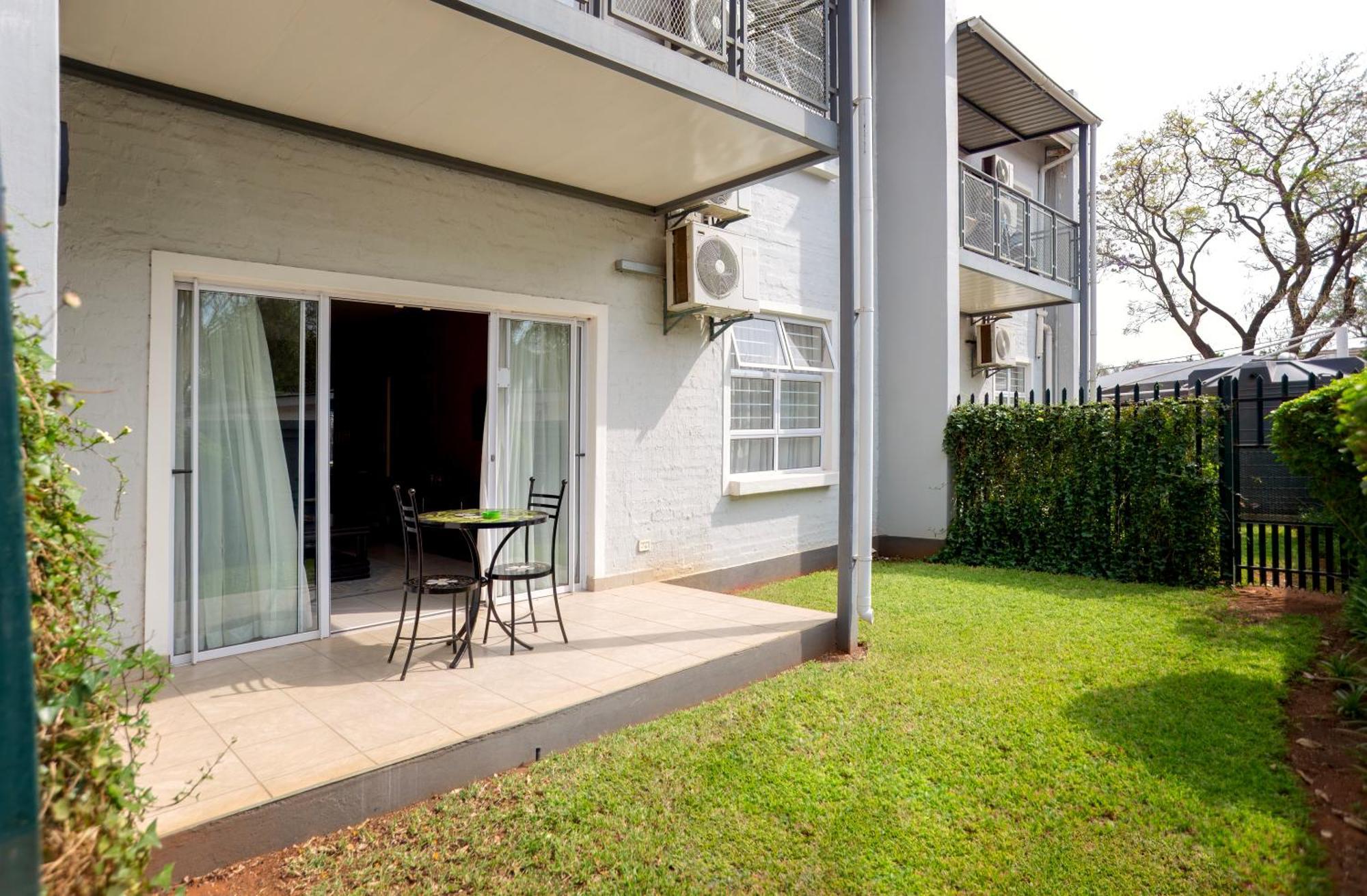 Apartments @ 125 Gaborone Ngoại thất bức ảnh